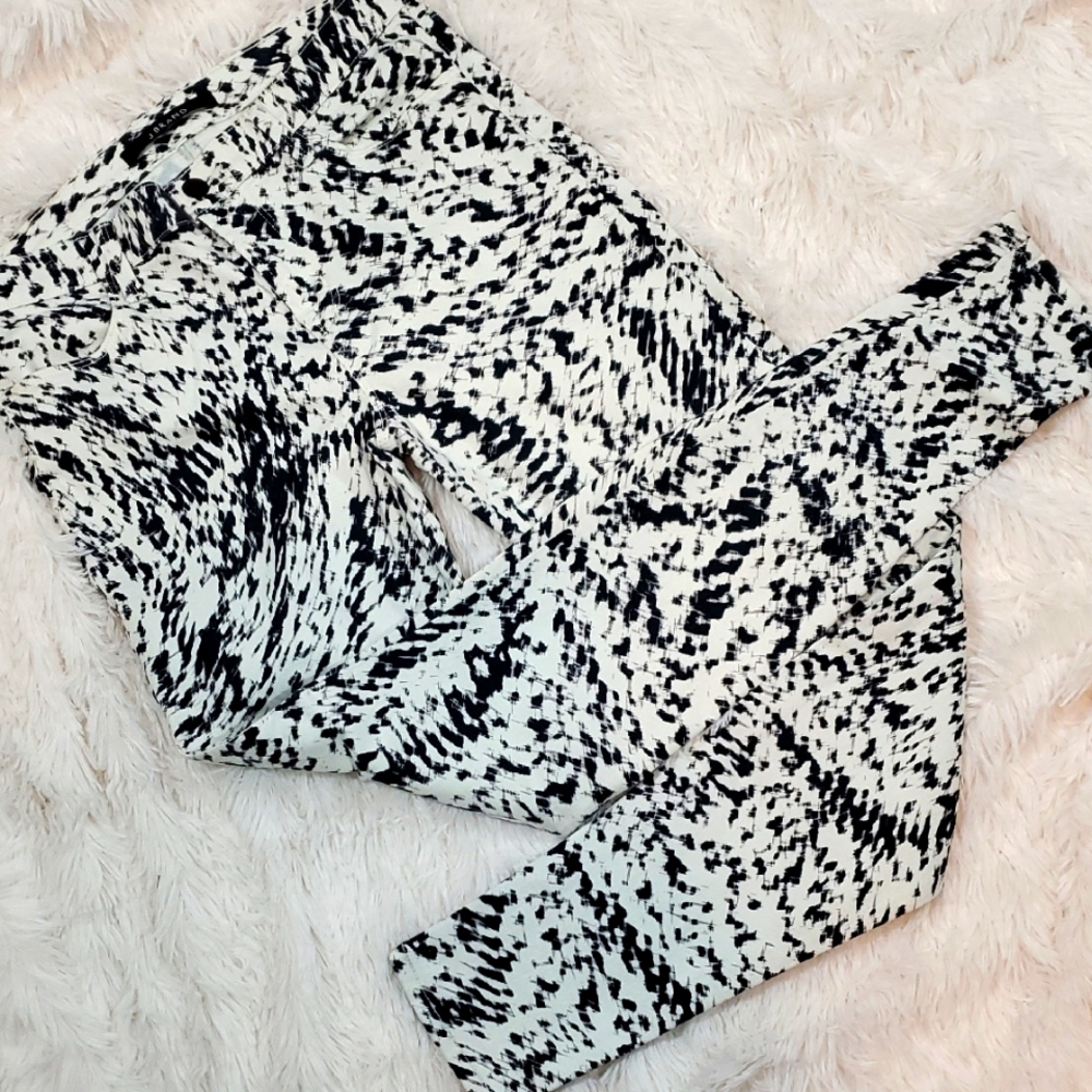 J Brand 'Super Skinny' Jeans Black and White Abstract LABYR Print Size 29